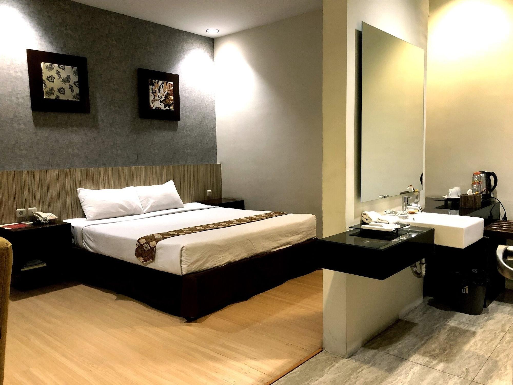Hotel Sinar 1 Sedati Buitenkant foto