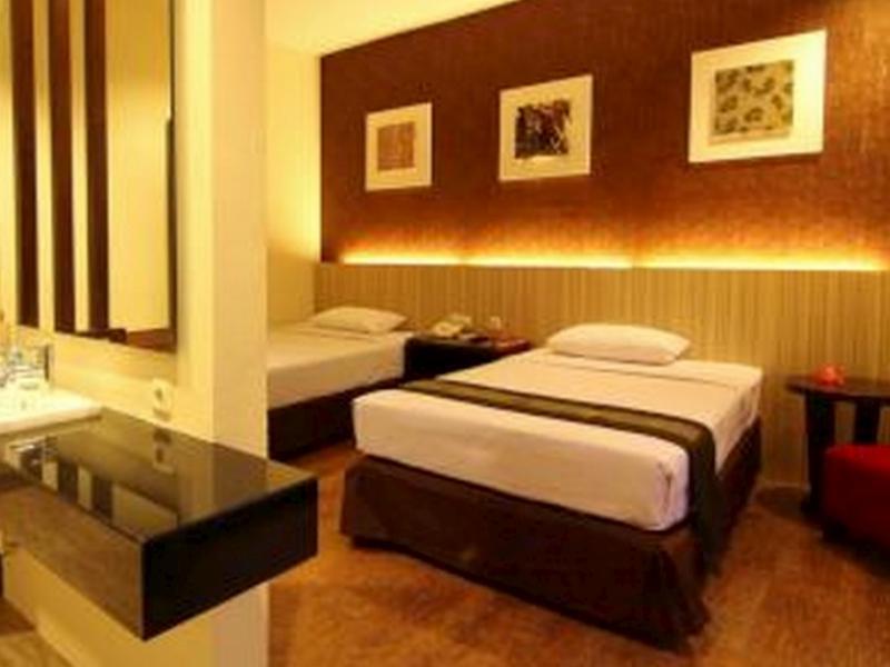 Hotel Sinar 1 Sedati Buitenkant foto